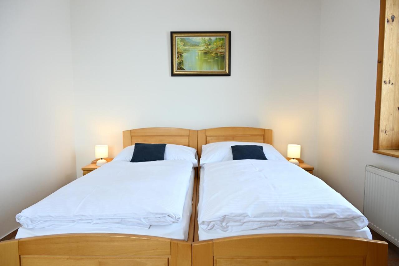 Hotel Euforia โนวาเลสนา ภายนอก รูปภาพ