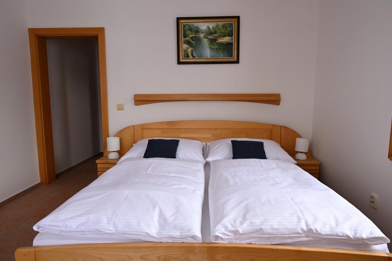 Hotel Euforia โนวาเลสนา ภายนอก รูปภาพ