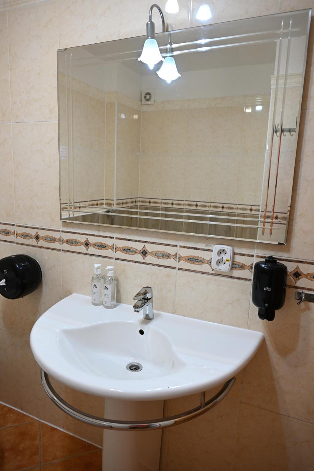 Hotel Euforia โนวาเลสนา ภายนอก รูปภาพ