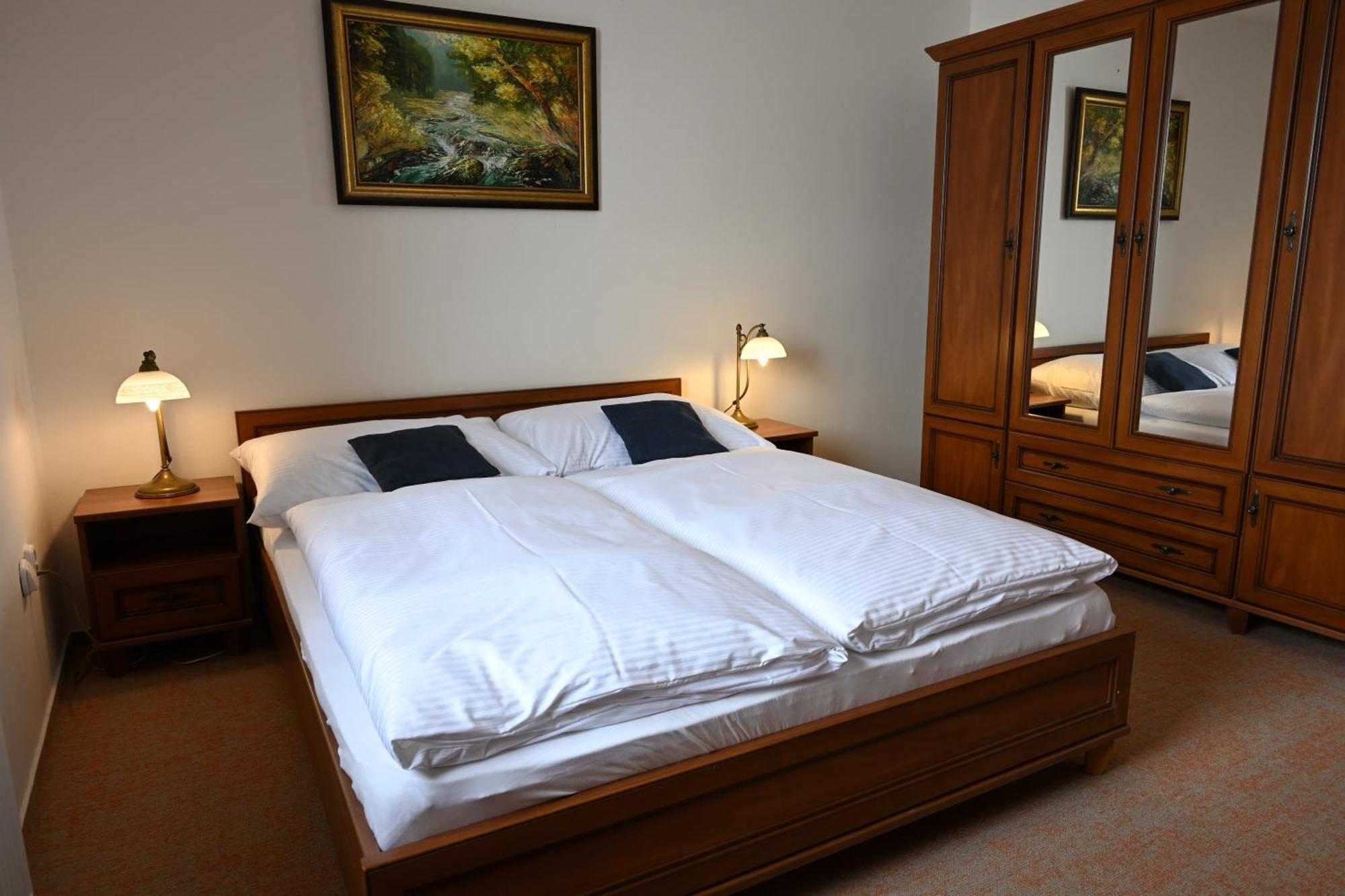 Hotel Euforia โนวาเลสนา ภายนอก รูปภาพ