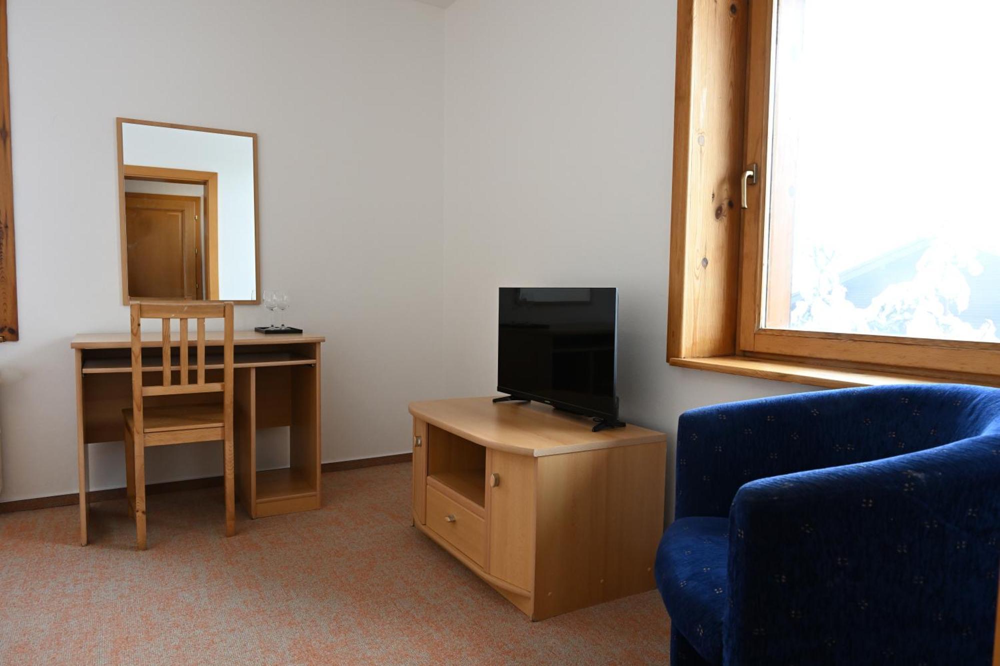 Hotel Euforia โนวาเลสนา ภายนอก รูปภาพ